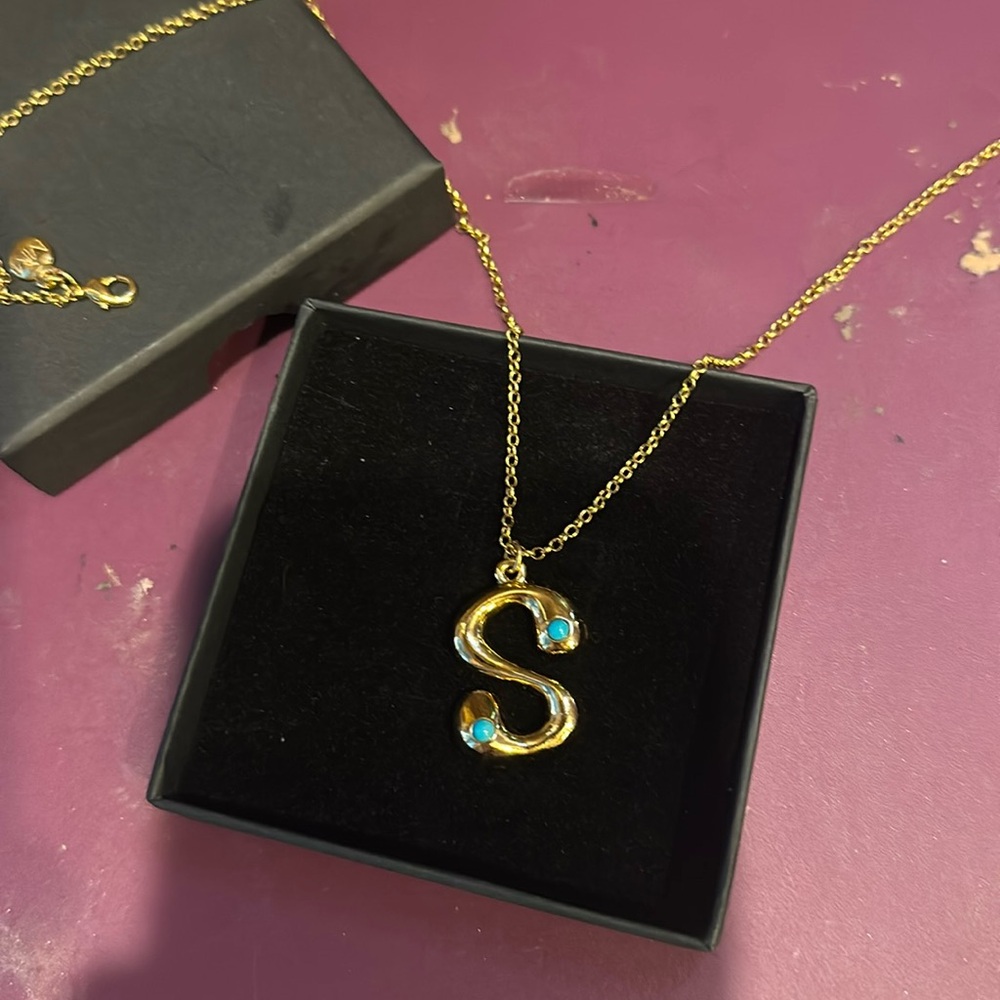 “S” Necklace Mayamar